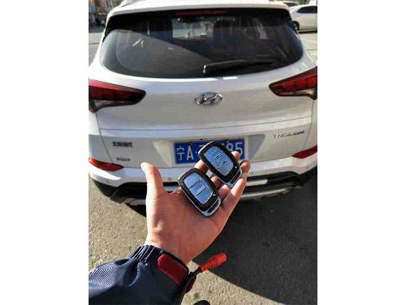 配汽車鑰匙