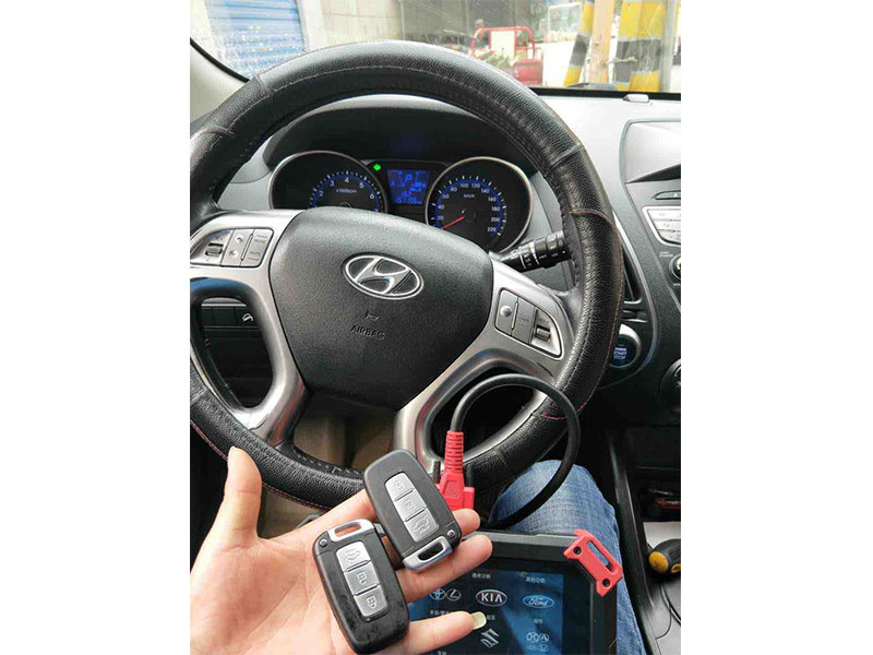 配汽車鑰匙