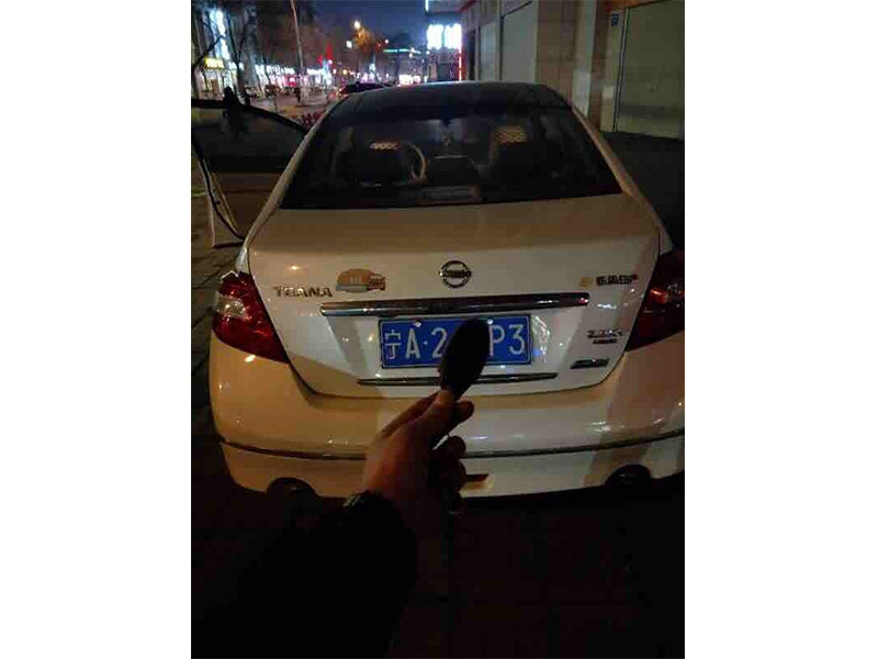 配汽車鑰匙