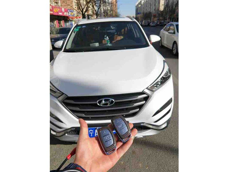 配汽車鑰匙